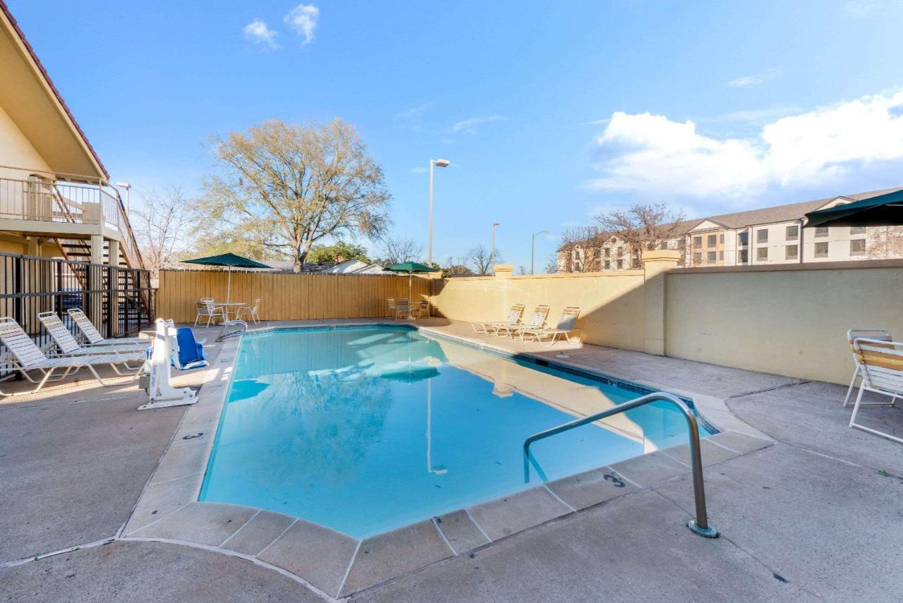 La Quinta Inn By Wyndham Bossier City Exteriér fotografie